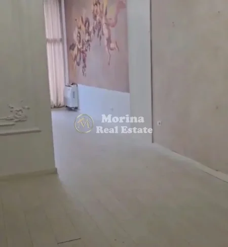 Tirane, jepet me qera ambjent biznesi Kati 2, 80 m² 1.100 € (Rruga Kavajes)