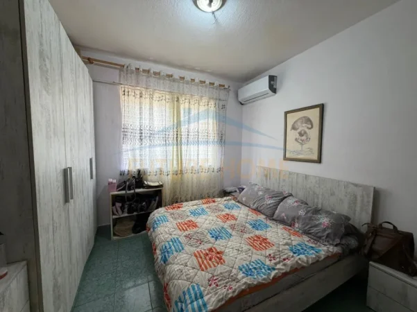 Tirane, shes apartament 2+1 Kati 0, 98 m² 250.000 € (Rruga Besim Zyma, perballe Perdiatrise)