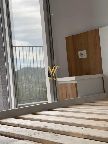 Tirane, jepet me qera apartament 1+1+Ballkon Kati 2, 55 m² 390 € (UNIVERS CITY)