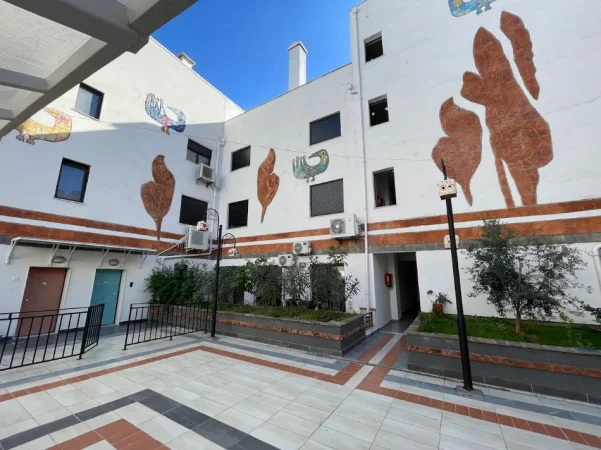 Tirane, jepet me qera apartament Kati 0, 122 m² 850 € (Rezidenca Kodra e Diellit)