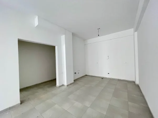 Tirane, jepet me qera apartament Kati 0, 122 m² 850 € (Rezidenca Kodra e Diellit)