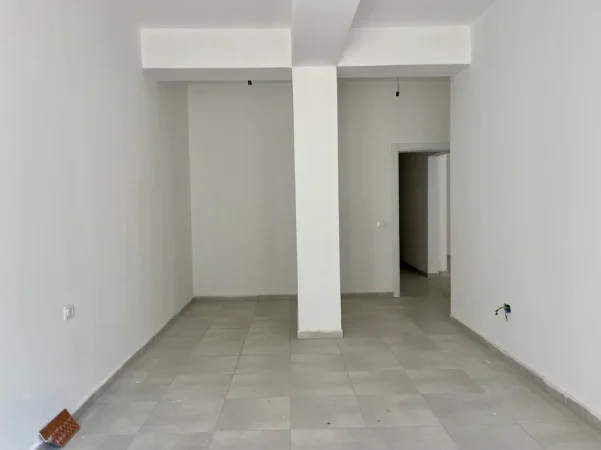 Tirane, jepet me qera apartament Kati 0, 122 m² 850 € (Rezidenca Kodra e Diellit)