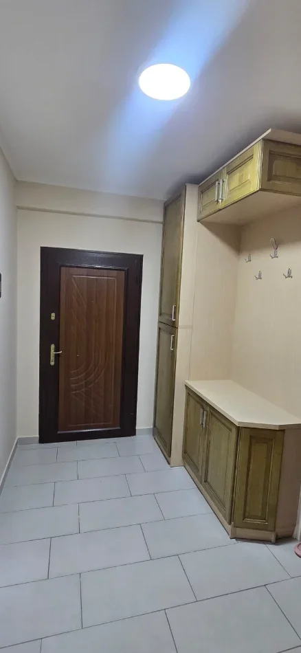 Tirane, jepet me qera apartament 2+1 Kati 5, 95 m² 560 € (ASTIR)