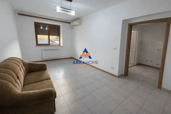Tirane, shitet garsonier 1+1 Kati 2, 28 m² 75.190 € 