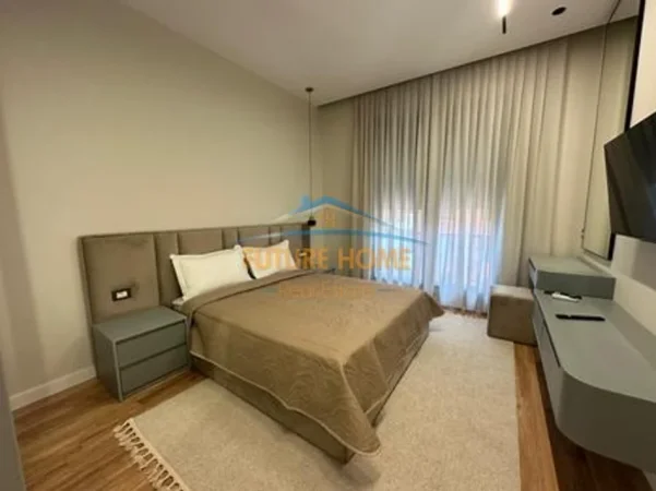Tirane, jepet me qera apartament 1+1+Post Parkimi Kati 6, 75 m² 1.000 € (Kompleksi Delijorgji)