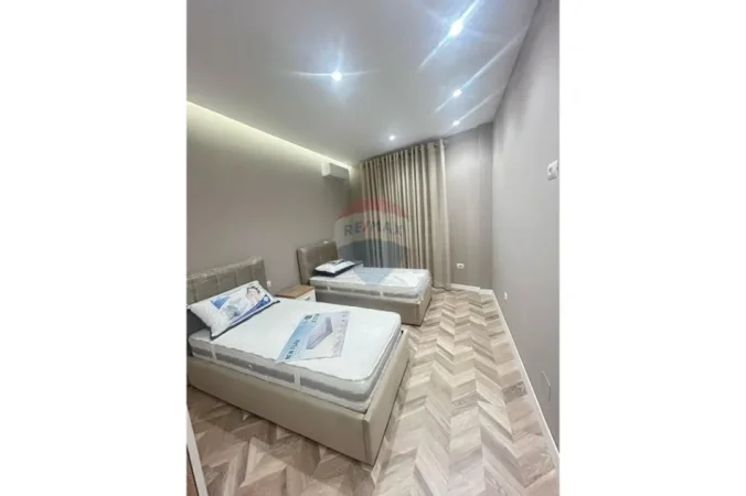 Tirane, shitet apartament 2+1 , 117 m² 340.000 € 