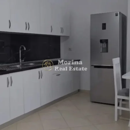 Tirane, jepet me qera apartament 3+1 Kati 2, 115 m² 800 € (5 Maji)