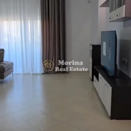 Tirane, jepet me qera apartament 3+1 Kati 2, 115 m² 800 € (5 Maji)