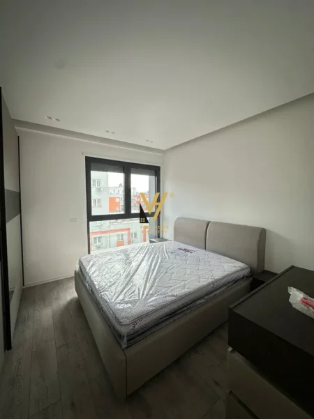 Tirane, jepet me qera apartament 2+1+Ballkon Kati 6, 108 m² 850 € (BULEVARDI I RI)