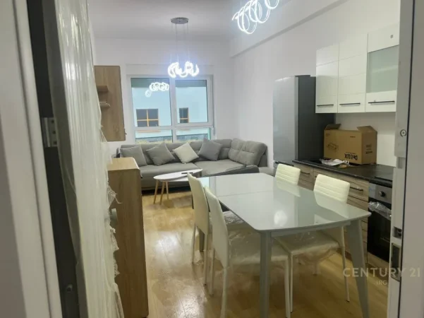 Tirane, jepet me qera apartament 1+1 Kati 1, 47 m² 450 € (Mangalem)