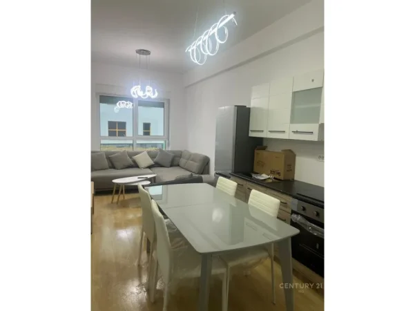 Tirane, jepet me qera apartament 1+1 Kati 1, 47 m² 450 € (Mangalem)