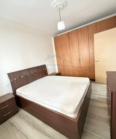 Tirane, shitet apartament 1+1 Kati 7, 65 m² 113.000 € (Unaza e re)