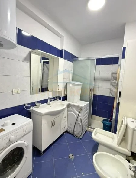 Tirane, shitet apartament 1+1 Kati 7, 65 m² 113.000 € (Unaza e re)