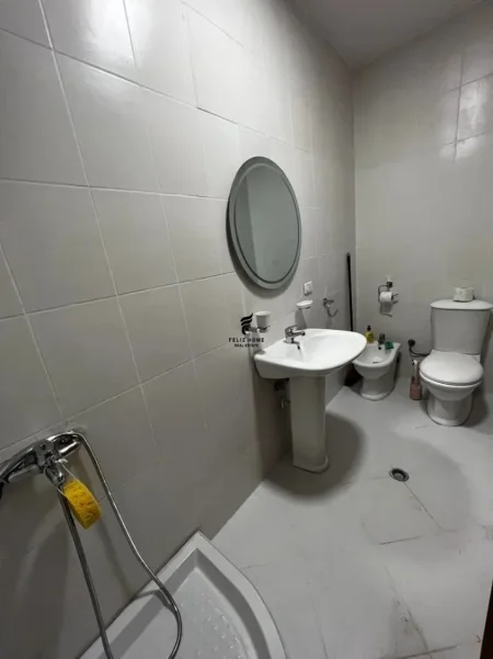Tirane, jepet me qera apartament 2+1 Kati 7, 100 m² 750 € (STACIONI TRENIT)