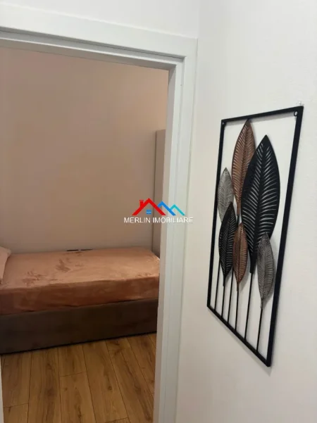 Tirane, jepet me qera apartament 2+1+Ballkon Kati 5, 100 m² 730 € (RRUGA NDRE MJEDA,ISH PARKU-AUTOBUZAVE)