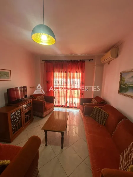 Durres, jepet me qera apartament 2+1 Kati 12, 80 m² 600 € (Qender,Durres)