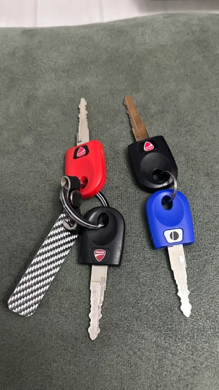 ❌OKAZION NGA 15000€ ne 6900€❌🇮🇹SHITET MOTORR SPORTIV DUCATI 848 evo CARBON EDITION  🇮🇹9800milje  🇮🇹Pjes Carboni(