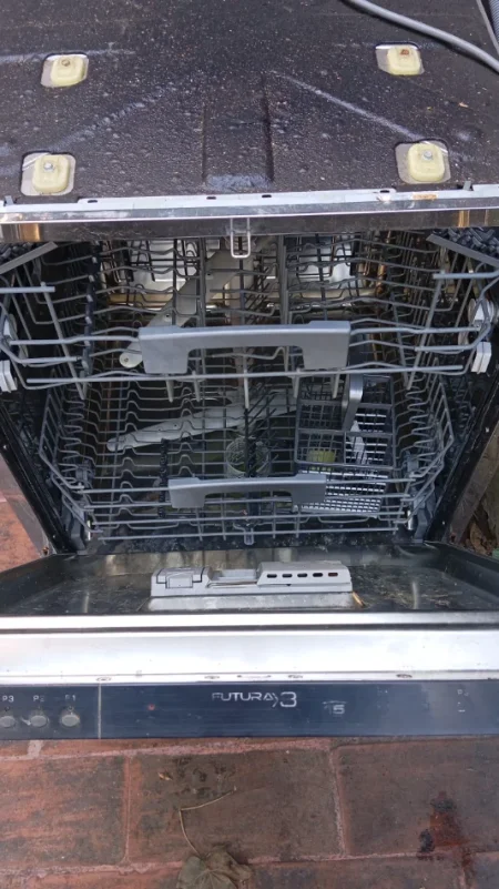 Tirane, shes Lavastovilje Lavastovilje inkaso (nen banak) tip Candy Futura 3 60cm