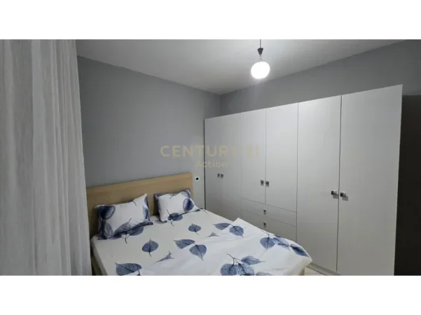 Tirane, jepet me qera apartament 2+1 Kati 6, 71 m² 700 € (tregu elektrik)