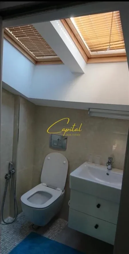 Tirane, jepet me qera apartament+verande | Penthouse 4+1 Kati 5, 180 m² 1.750 € (LIQENI I THATE)