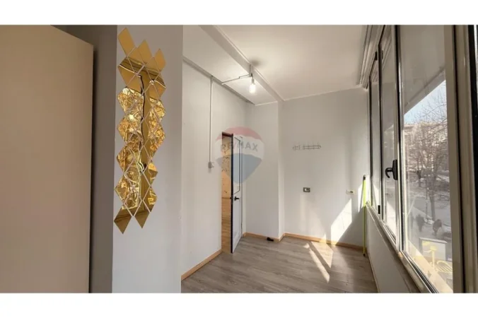 Tirane, jepet me qera dyqan , 115 m² 1.400 € (Rruga Sami Frasheri ID: 530261084-50)