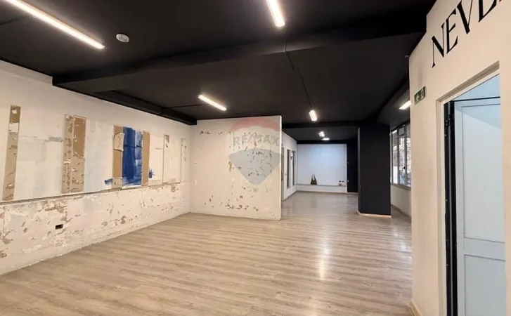 Tirane, jepet me qera dyqan , 115 m² 1.400 € (Rruga Sami Frasheri ID: 530261084-50)