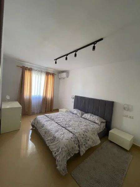 Tirane, jepet me qera apartament 2+1 Kati 4, 83 m² 750 € (Bulevardi Zogu I Pare)