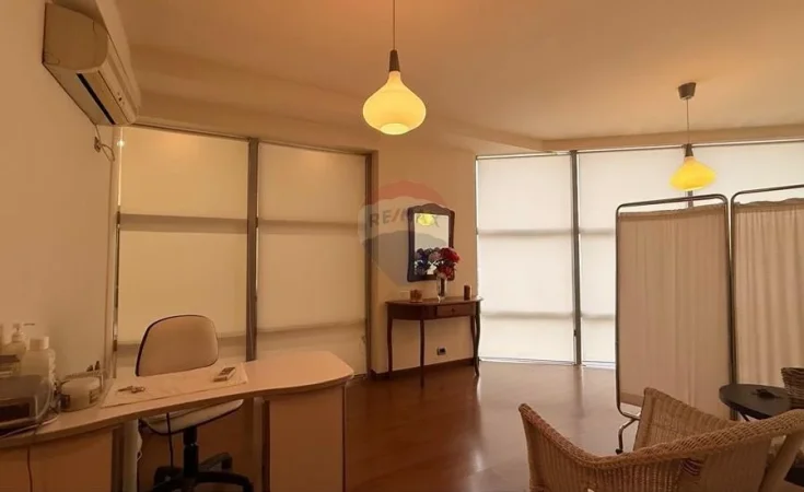 Tirane, jepet me qera dyqan , 100 m² 1.000 € (Rruga Sami Frasheri ID: 530261084-48)