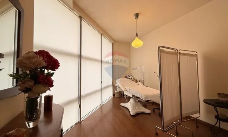 Tirane, jepet me qera dyqan , 100 m² 1.000 € (Rruga Sami Frasheri ID: 530261084-48)