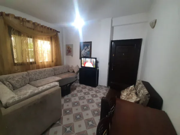 Tirane, jepet me qera apartament 1+1 Kati 1, 55 m² 420 € 
