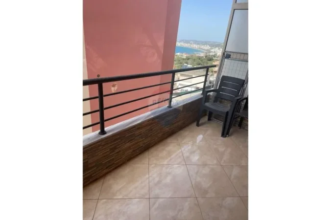 Vlore - Lungomare, jepet me qera apartament 1+1 Kati 1, 50 m² 300 € (Uji i Ftohtë, Rruga Dhimitër Konomi, Vlorë)