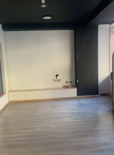 Tirane, jepet me qera zyre Kati 2, 115 m² 1.500 € (BLLOKU)