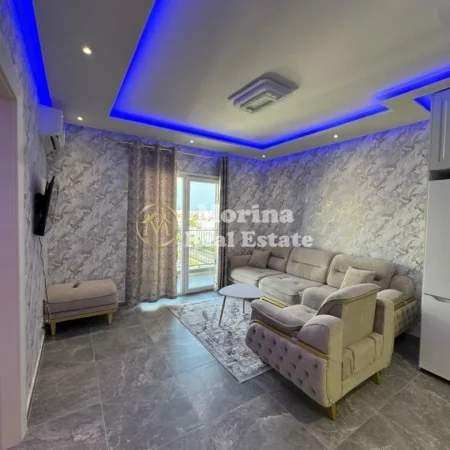 Tirane, jepet me qera apartament 1+1 Kati 8, 80 m² 500 € (Univers City)