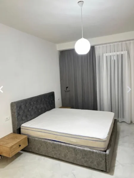 Tirane, jepet me qera apartament 2+1 Kati 8, 95 m² 600 € (ASTIR)