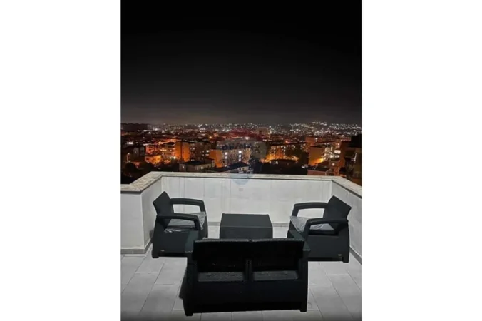 Tirane, jepet me qera apartament 2+1 , 111 m² 700 € 