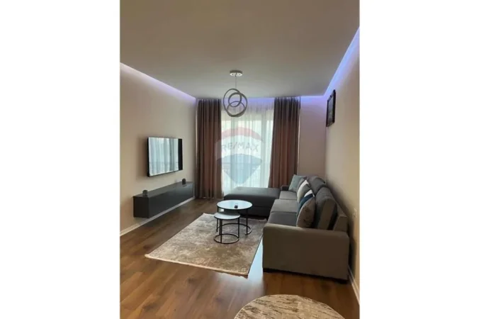 Tirane, jepet me qera apartament 2+1 , 111 m² 700 € 