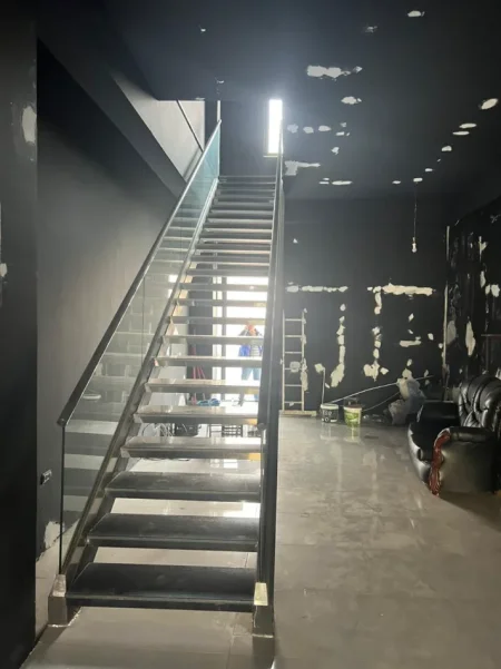 Tirane, jepet me qera ambjent biznesi , 300 m² 7.000 € (sheshi willson)