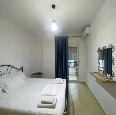 Sarande, jepet me qera apartament 1+1+Ballkon , 70 m² 500 € (Sarande)