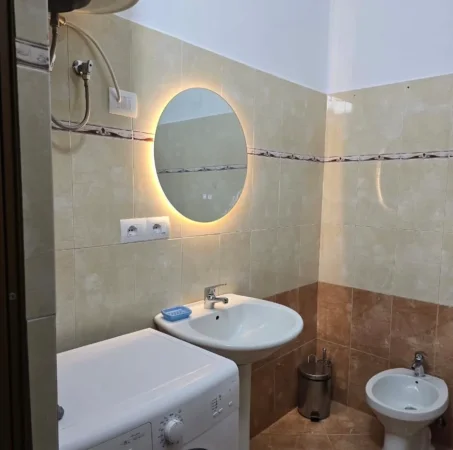 Sarande, jepet me qera apartament 1+1+Ballkon , 70 m² 500 € (Sarande)