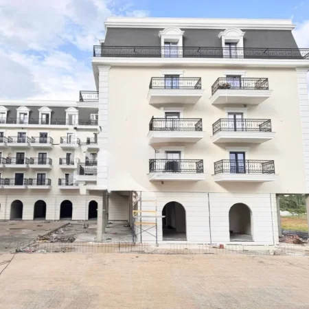 Tirane, shitet apartament 2+1+Ballkon , 125 m² (Porta Tirana e Re TEG)