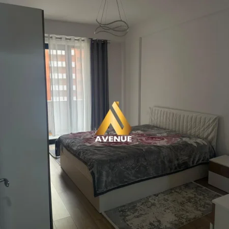Tirane, jepet me qera apartament 1+1 Kati 2, 500 € (Rezidenca Urban Gate Astir)