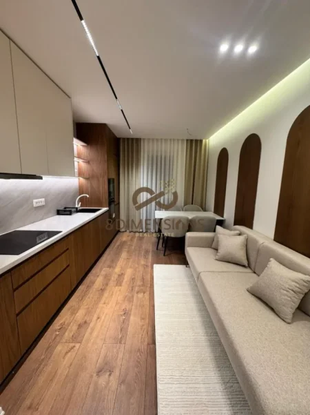 Tirane, jepet me qera apartament 2+1+Ballkon Kati 4, 70 m² 850 € (xhamllik)