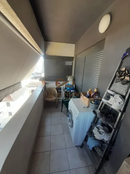 Tirane, jepet me qera apartament 1+1 Kati 4, 70 m² 500 € (5 maji)