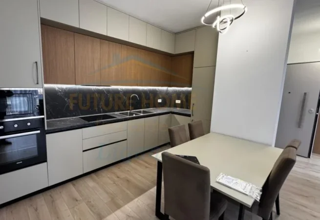 Tirane, jepet me qera apartament 2+1 Kati 2, 90 m² 1.000 € (Liqeni i Thate)