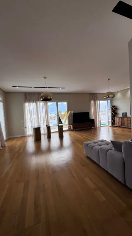 Tirane, jepet me qera apartament 2+1+Ballkon Kati 6, 160 m² 2.000 € (KOPSHTI BOTANIK)