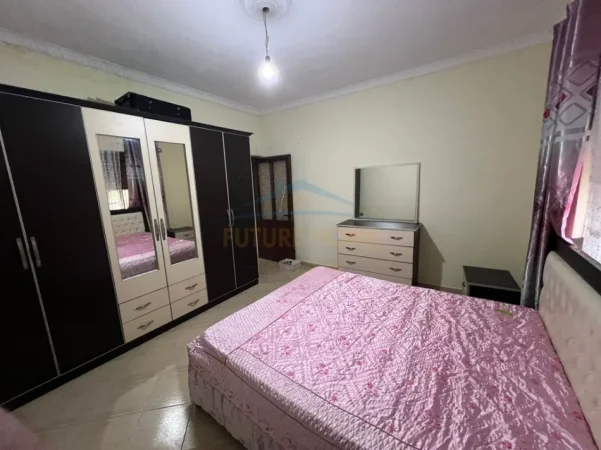Tirane, jepet me qera apartament 2+1 , 110 m² 400 € (Rruga Dalip Topi, Fresku)