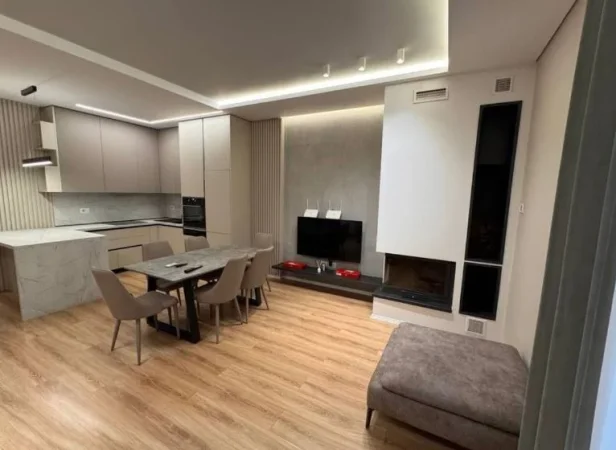 Tirane, jepet me qera apartament 2+1+Ballkon Kati 1, 120 m² 1.200 € 