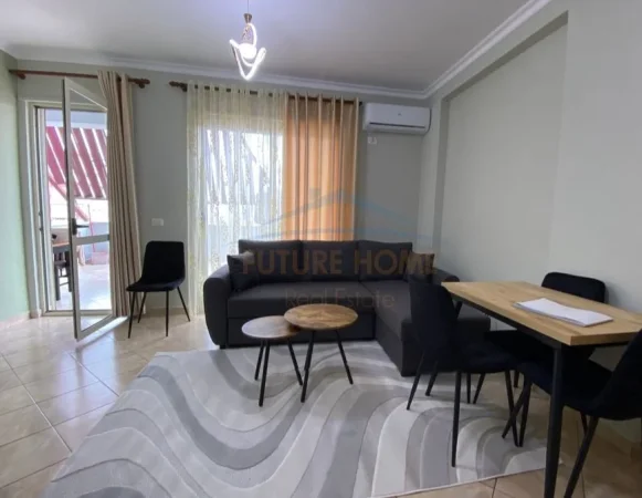 Tirane, jepet me qera 2+1 Kati 7, 90 m² 600 € (Unaza e re)