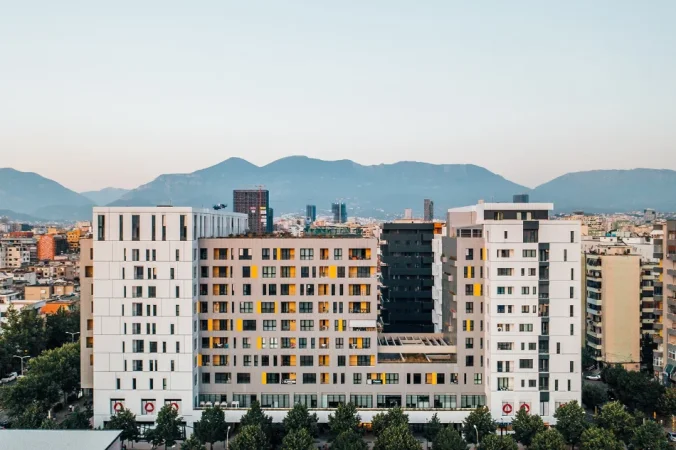 Tirane, shitet apartament 1+1 Kati 8, 67 m² 202.000 € (square 21)