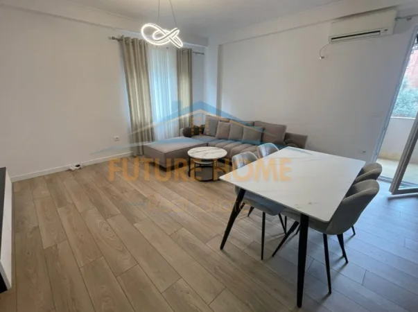 Tirane, jepet me qera apartament 2+1 Kati 1, 100 m² 800 € (kodra e diellit)